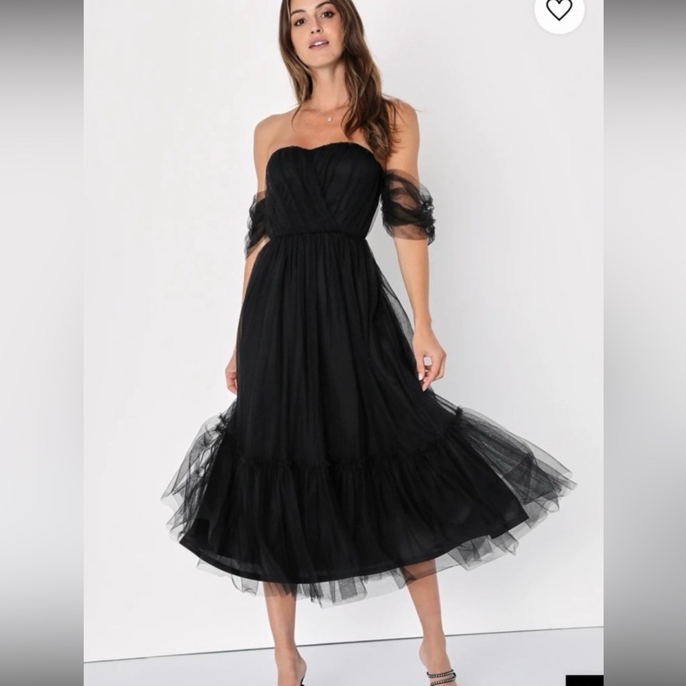 Lulu’s Black Tulle Midi Dress